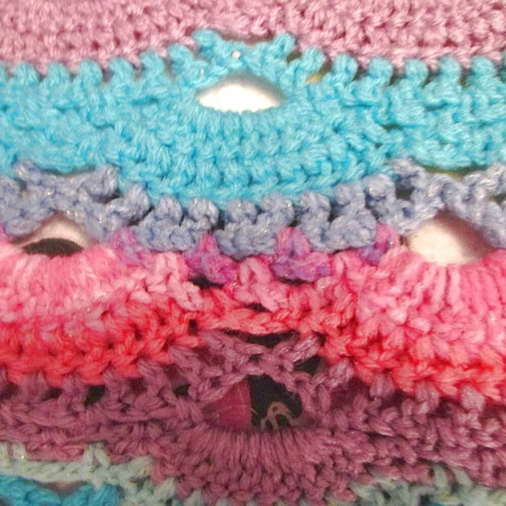 Vtg Crochet Knit Afghan 71